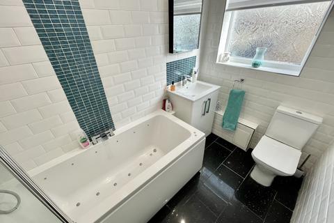 63 Beech Avenue, Beith, KA15 2EQ