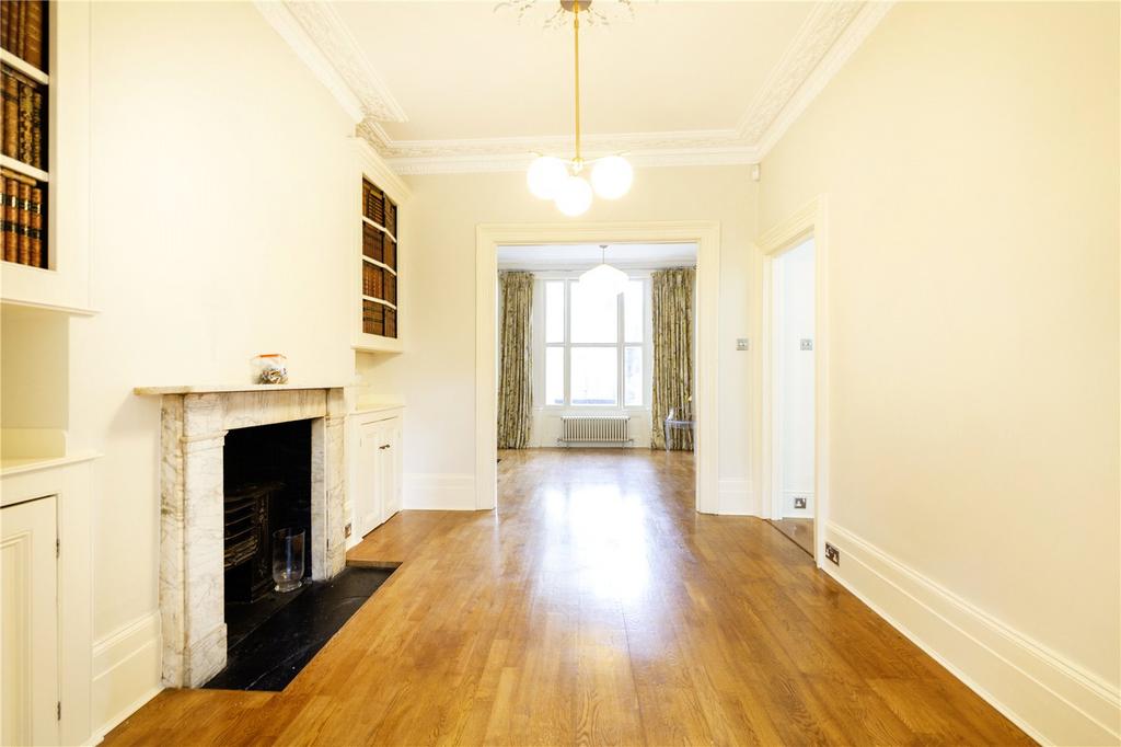 Living Dining Area