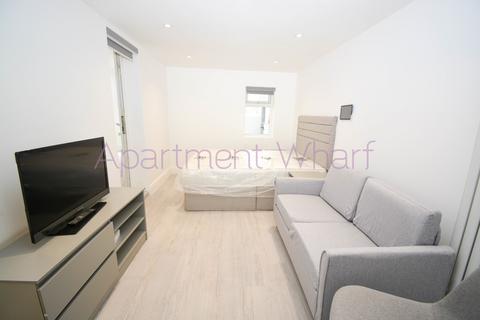 1 bedroom flat to rent, studio Room F  Crownfield Road    (Stratford), London, E15