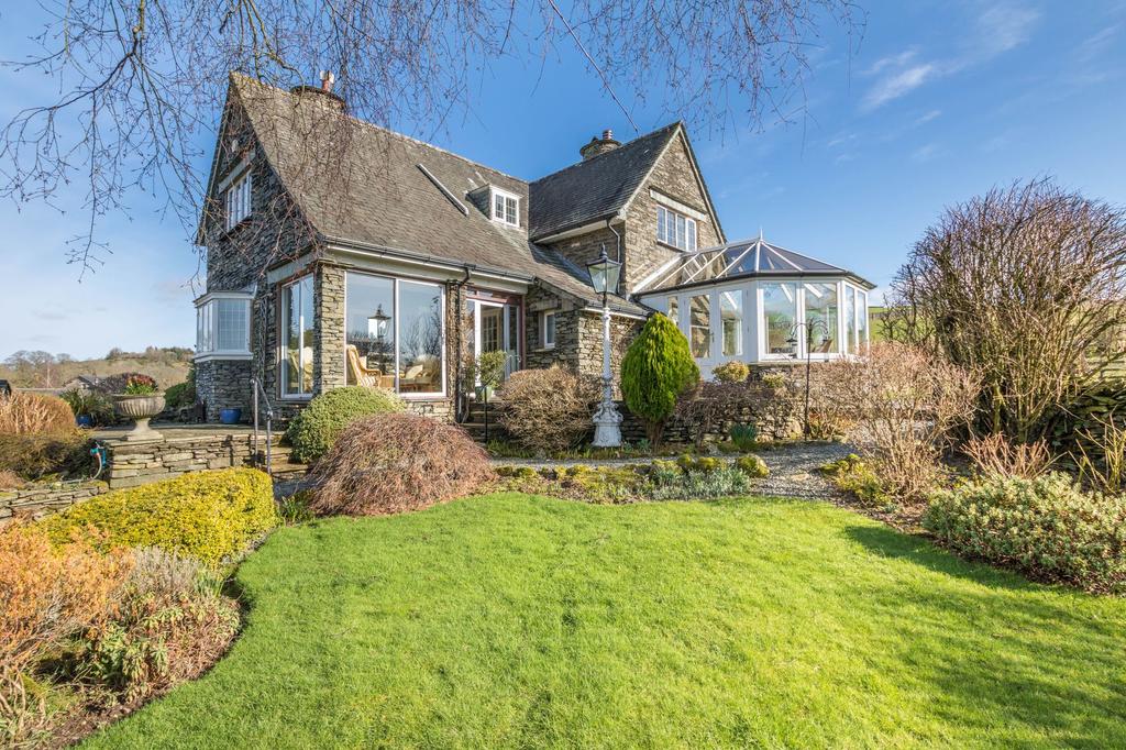 Beckside, Bellman Ground, BownessonWindermere 4 bed detached house