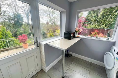 12 Brookfield Grove, Ashton-under-lyne, OL6 6TL