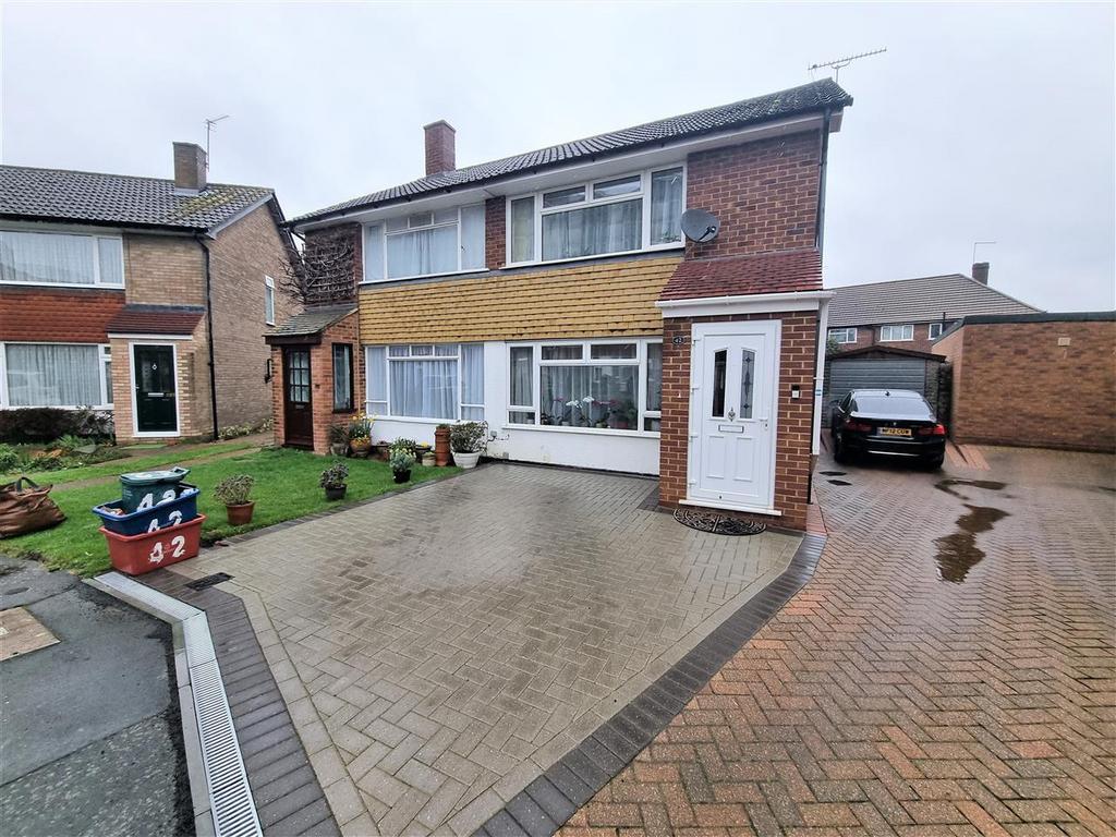 Park Way, Feltham 2 bed semidetached house £440,000