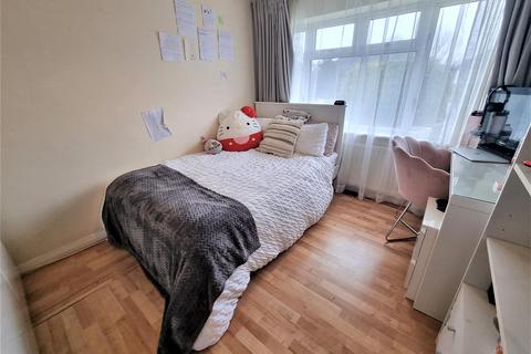 42 Park Way, Feltham, TW14 9DJ