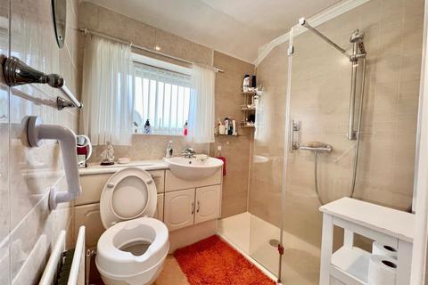8 Hayton Drive, Wetherby, LS22 6RW