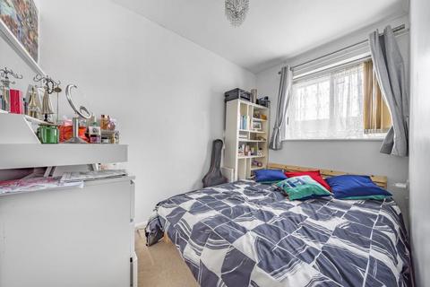 1 Bowerman Close, Kidlington, OX5 1TP