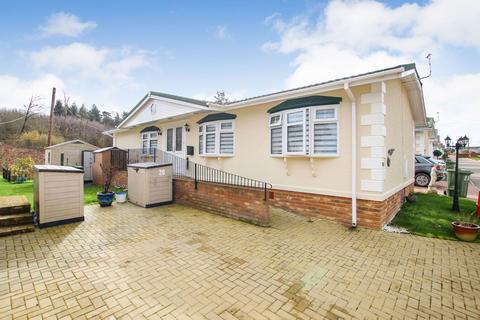 2 bedroom bungalow for sale, Meadow View, Pilgrims Retreat, Harrietsham, Maidstone