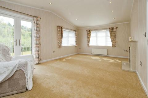 2 bedroom bungalow for sale, Meadow View, Pilgrims Retreat, Harrietsham, Maidstone