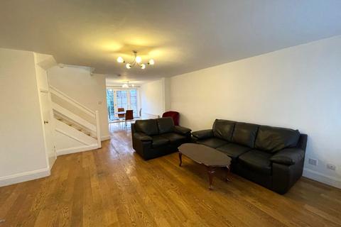 undefined, Crawford Avenue, Wembley HA0