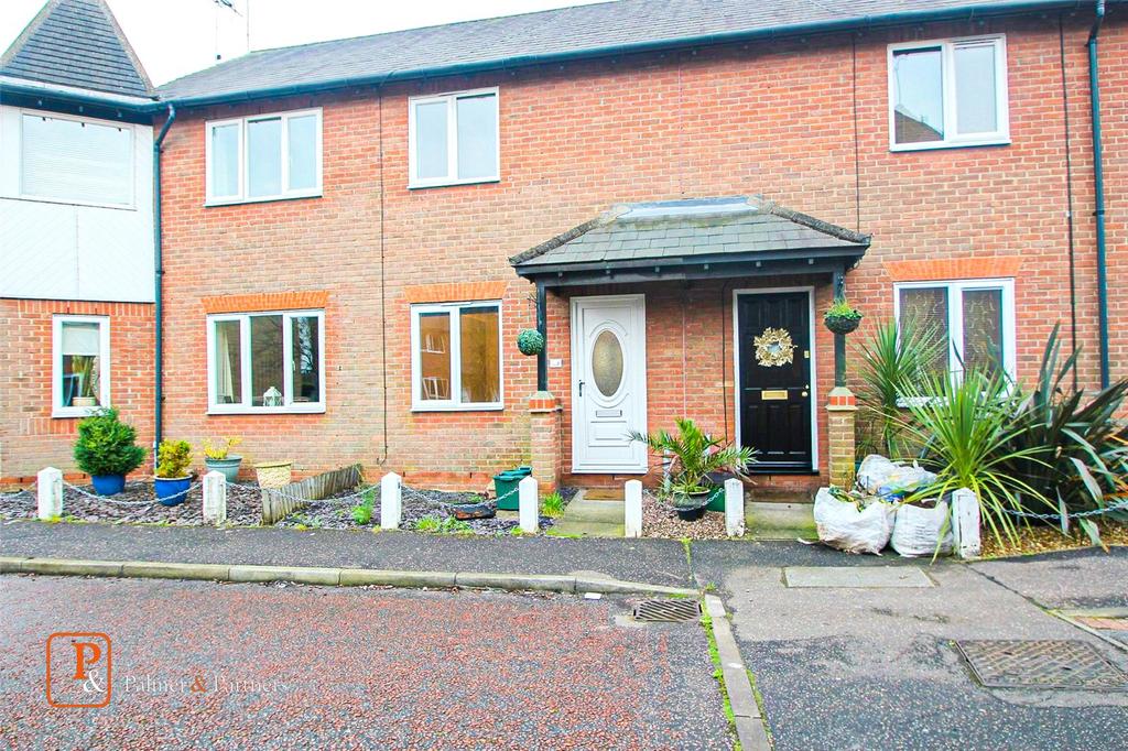 Dale Close, Stanway, Colchester, Essex, CO3 2 bed semidetached house