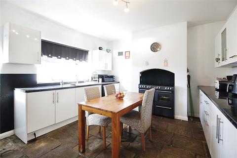 3 bedroom terraced house for sale - Holywell Grove, Castleford, West Yorkshire, WF10