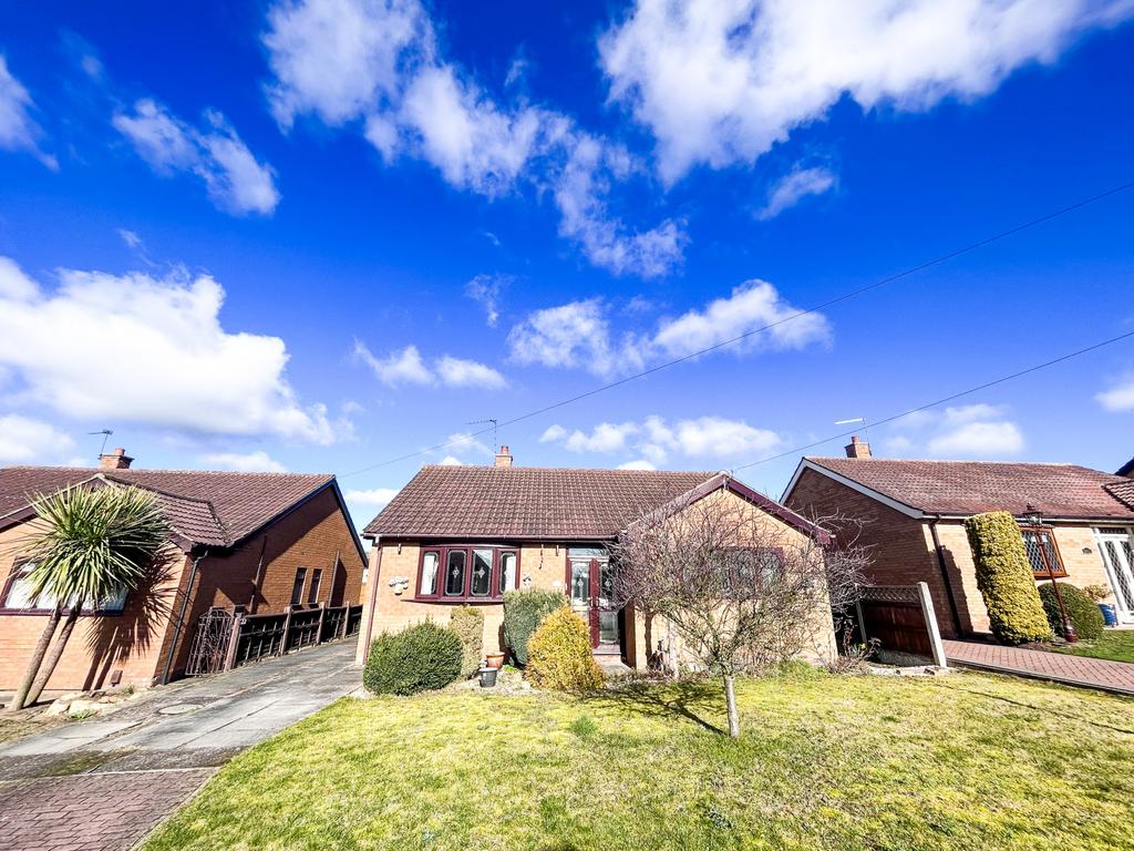 Rosedale, Yaddlethorpe, DN17 2TN 2 bed detached bungalow for sale £