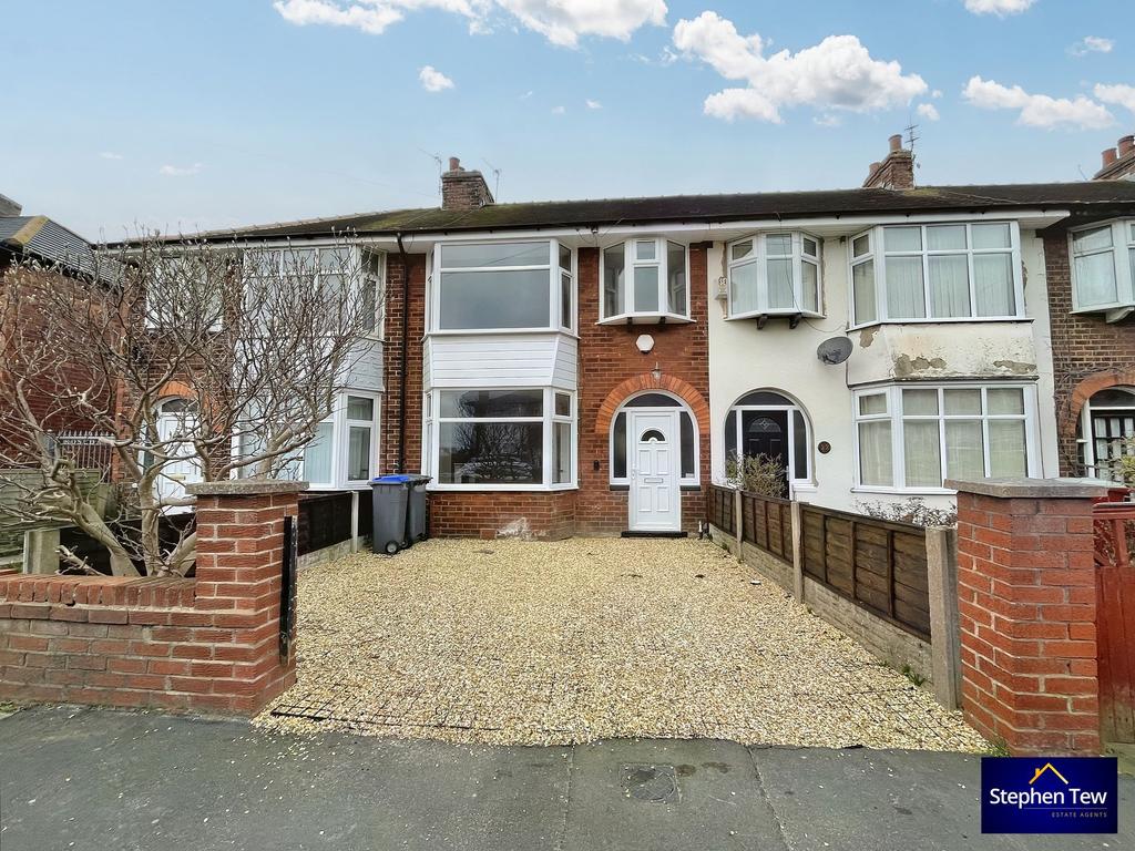 Rosedale Avenue, Blackpool, FY4 3 bed terraced house £750 pcm (£173 pw)