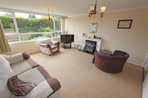 2 bedroom apartment for sale, Lime Tree Avenue, Tettenhall Wood, Wolverhampton, WV6