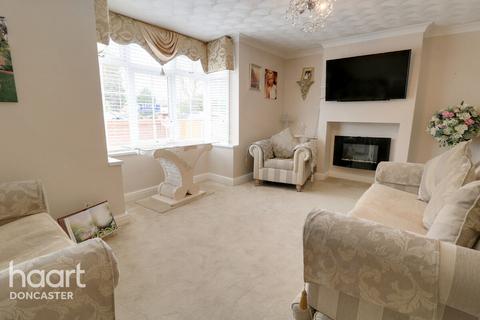 326 Askern Road, Toll Bar, Doncaster, DN5 0QY