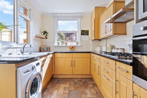 15 Beddington Grove, Wallington, SM6 8LB