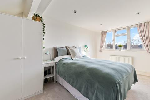 15 Beddington Grove, Wallington, SM6 8LB