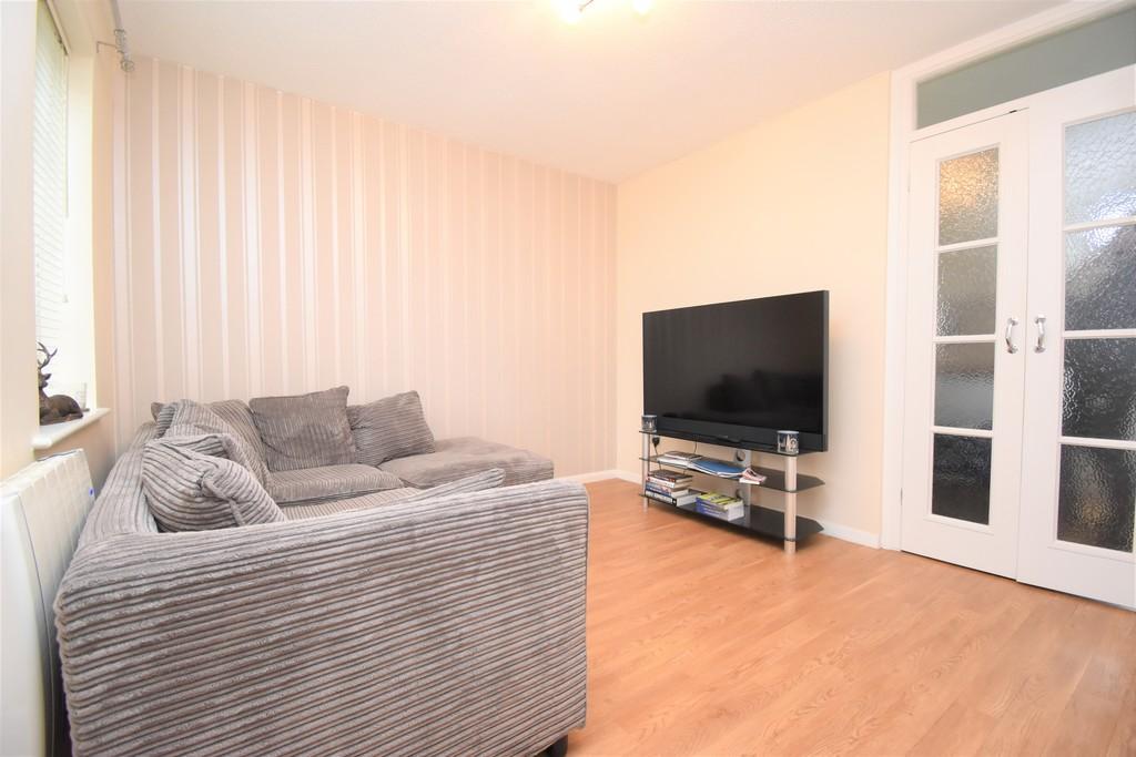 Pollards Green, Chelmsford 1 bed terraced house £1,000 pcm (£231 pw)