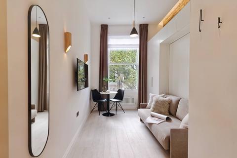 Studio to rent, 71 Linden Gardens, London W2