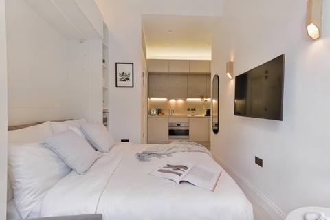 Studio to rent, 71 Linden Gardens, London W2