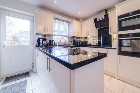 40 Dowland Close, Swindon, SN25 2GD
