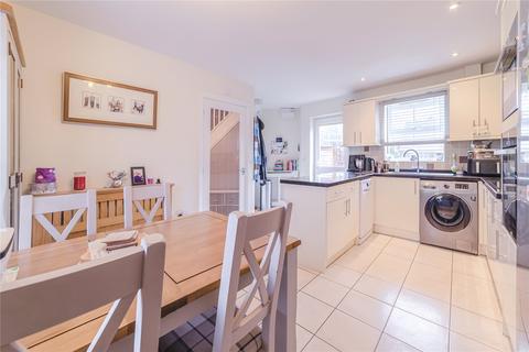 40 Dowland Close, Swindon, SN25 2GD