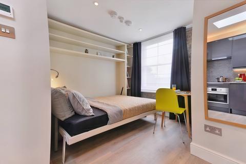 25 Linden Gardens, London W2