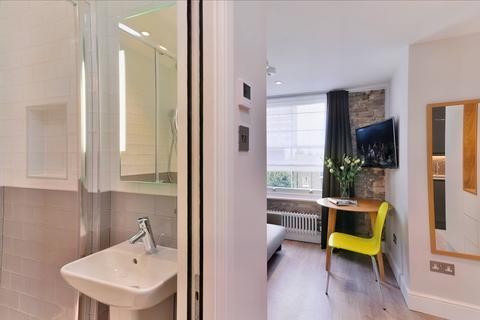Studio to rent, 25 Linden Gardens, London W2