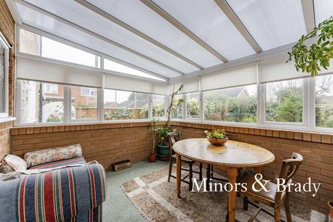 4 bedroom detached house for sale - Kings Park, Dereham