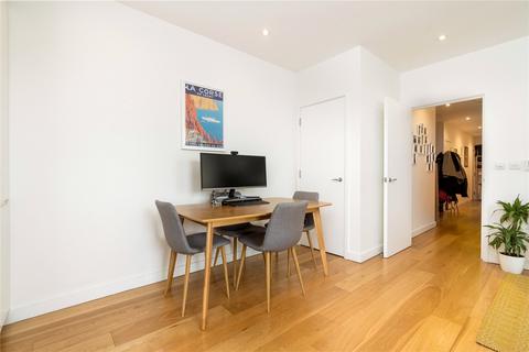 2 bedroom apartment to rent, Highbury Crescent, Highbury, London, N5