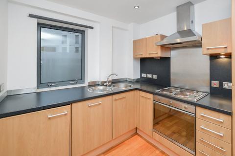 2 bedroom flat to rent, The Nile, 28 City Road East, Southern Gateway, Manchester, M15