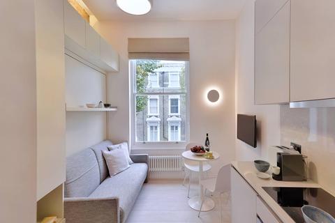 Studio to rent, 71 Linden Gardens, London W2