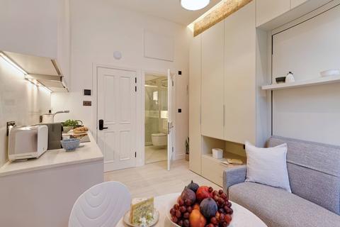 Studio to rent, 71 Linden Gardens, London W2