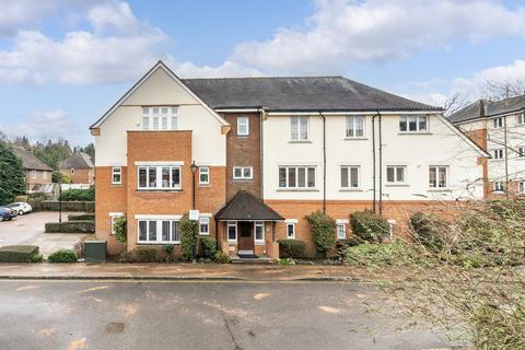 42 Hill View, Dorking, RH4 1SY