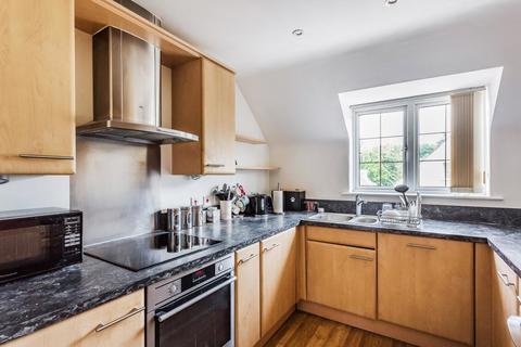 42 Hill View, Dorking, RH4 1SY