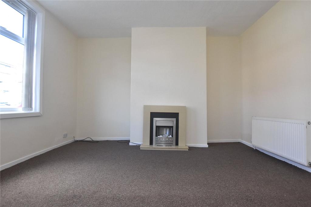 Morton Street, Middleton, Manchester... 2 bed terraced house £125,000