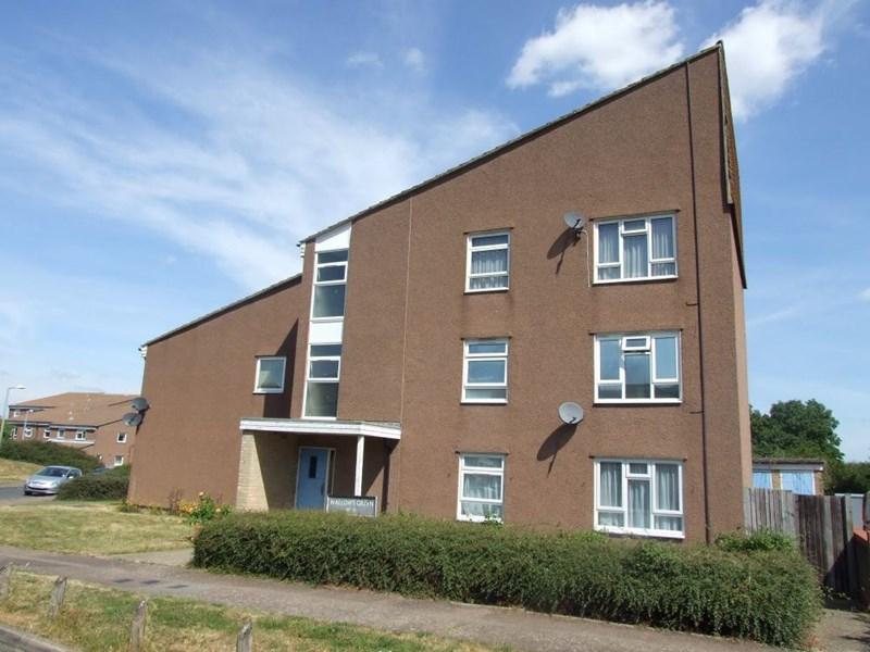 Mallows Green, Harlow 2 bed apartment £199,995