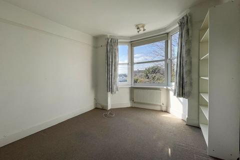 27 Sylvan Road, Exeter, EX4 6EW