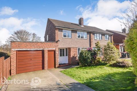 53 Hall Road, Rotherham, S60 2BW