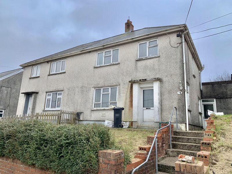 Hedd Aberth, Pantyffordd, Seven Sisters, Neath, SA10 9BT 3 bed semidetached house for sale £