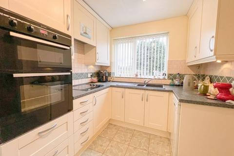 15 Mayland Drive, Sutton Coldfield, B74 2DG