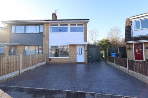 3 bedroom semi-detached house to rent, Birdwell Drive, Great Sankey, Warrington