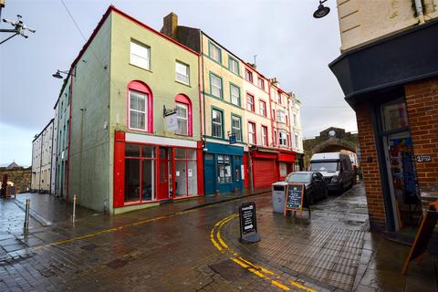 Shop to rent, High Street, Caernarfon, Gwynedd, LL55