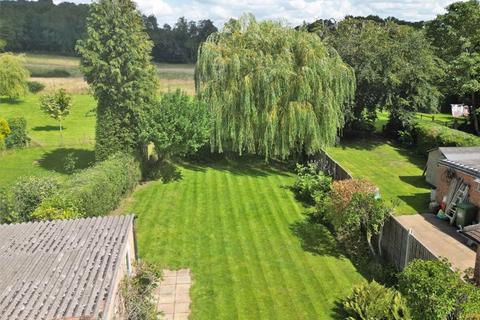 80 Bottrells Lane, Chalfont St Giles, HP8 4EH