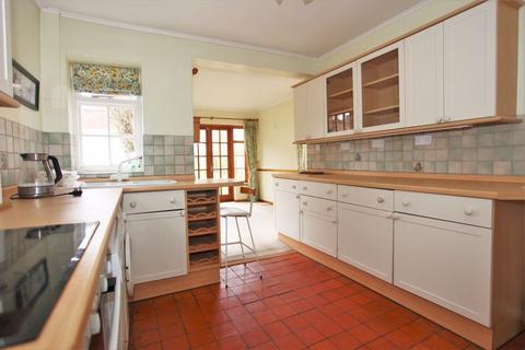 80 Bottrells Lane, Chalfont St Giles, HP8 4EH
