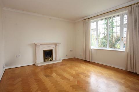 80 Bottrells Lane, Chalfont St Giles, HP8 4EH