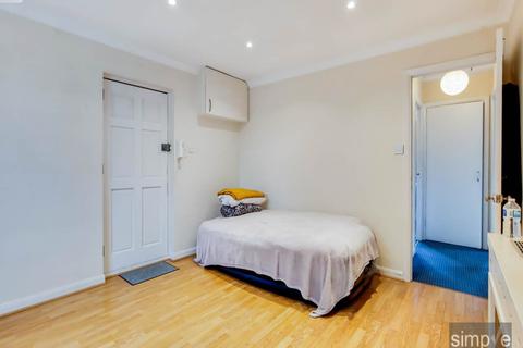 2 bedroom flat to rent - Hammet Close, Hayes, Middlesex