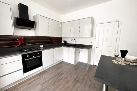 1 bedroom flat to rent, Tower Road, Orpington, Kent, BR6 0SQ
