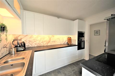 2 bedroom flat for sale - Homeleigh House, 52 Wellington Road, Bournemouth