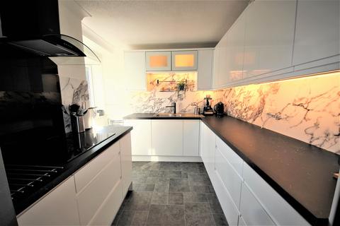 2 bedroom flat for sale - Homeleigh House, 52 Wellington Road, Bournemouth