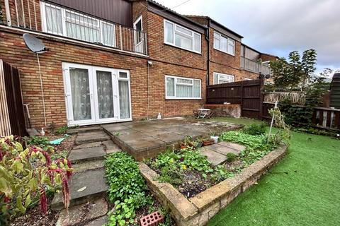 103 High Street, Northfleet, Gravesend, DA11 9HJ